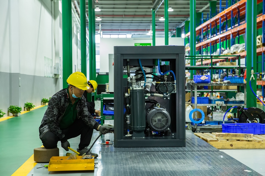 promyshlennye-kompressory-servis-to-seize-air